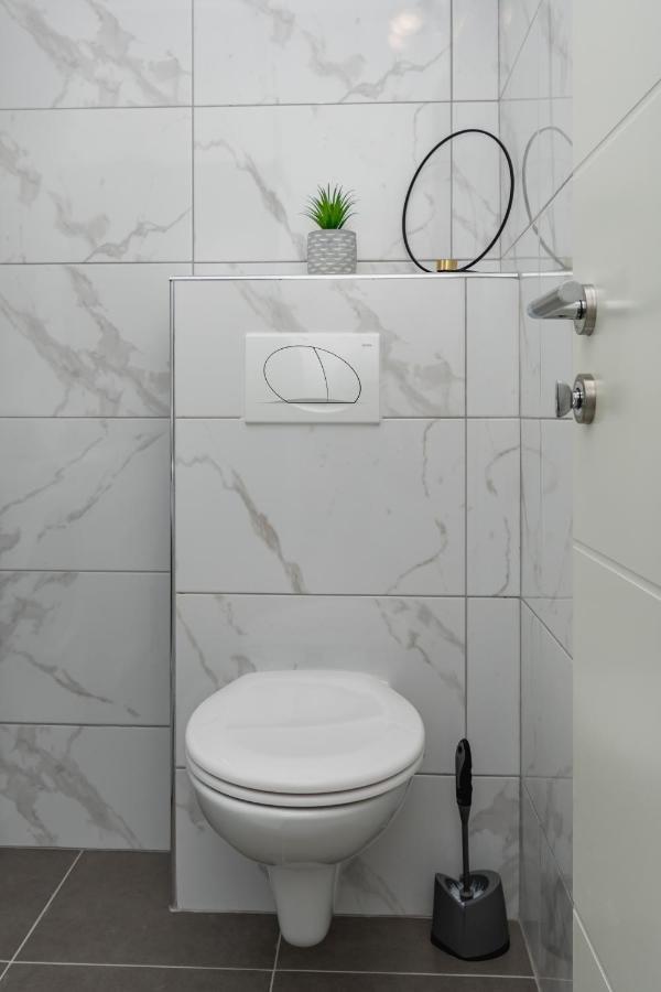 Studio Apartment Harmony Np Krka Лозовац Екстер'єр фото