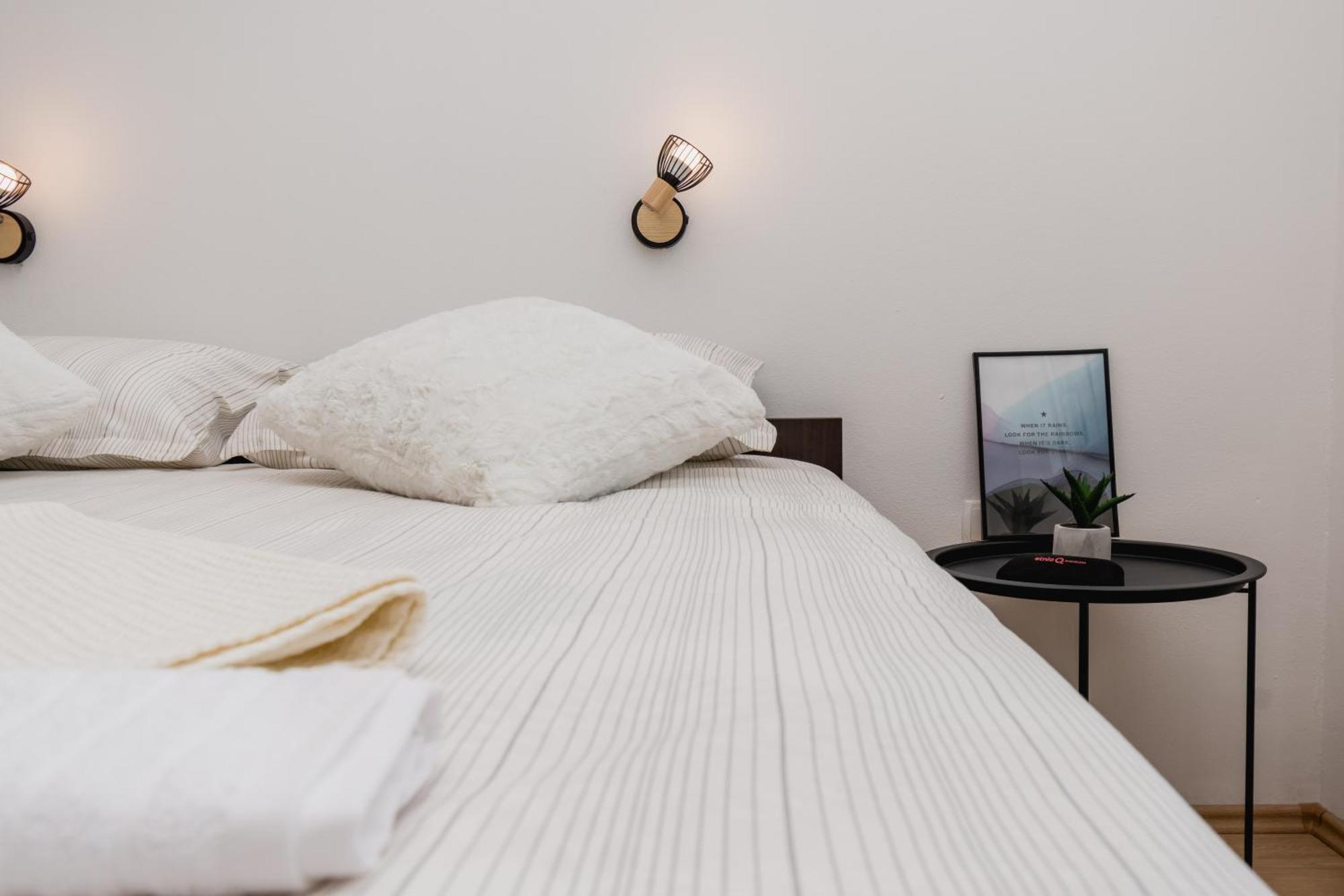Studio Apartment Harmony Np Krka Лозовац Екстер'єр фото